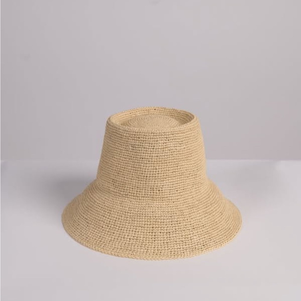 Janessa Leone Felix bucket hat in tan